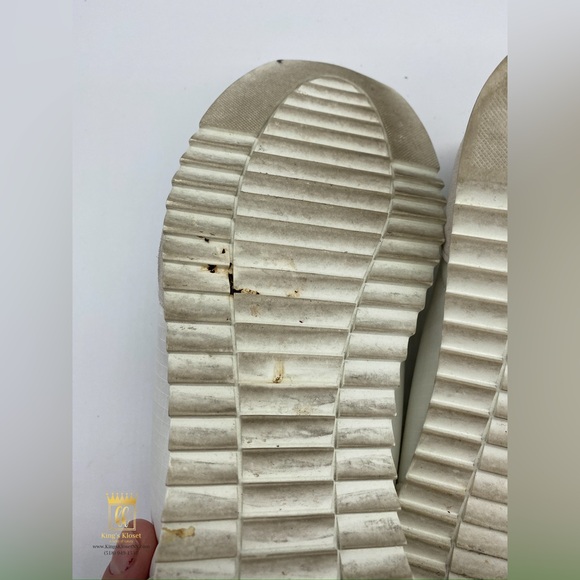 Louis Vuitton sneakers - Picture 9 of 14